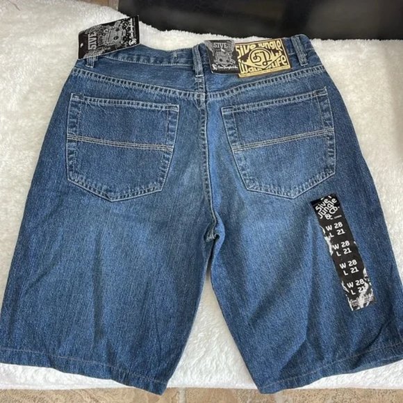 (3) 5ive Jungle & Co Women's Jean Shorts - Picture 2 of 5